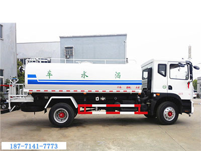 14吨东风D9多利卡洒水车