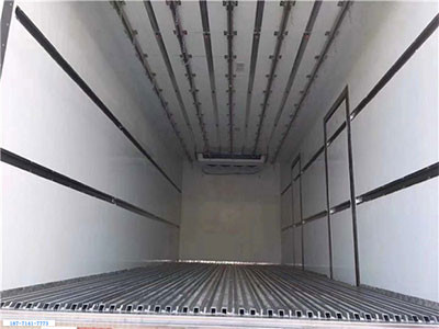 福田瑞沃7.8米冷藏车3